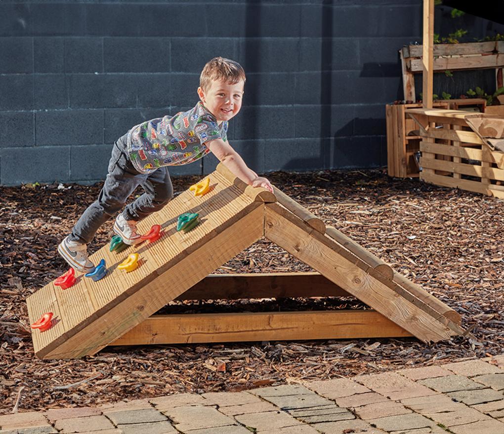 Klimmuur - 145 x 80 x 59 cm - per stuk